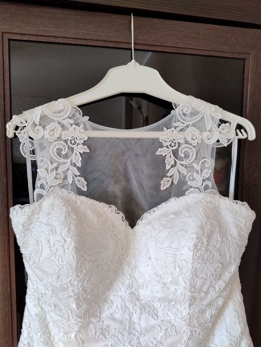 Suknia ślubna w rozmiarze 36-40