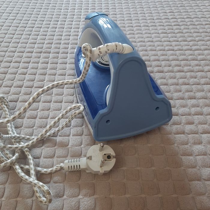 Продам утюг grunhelm