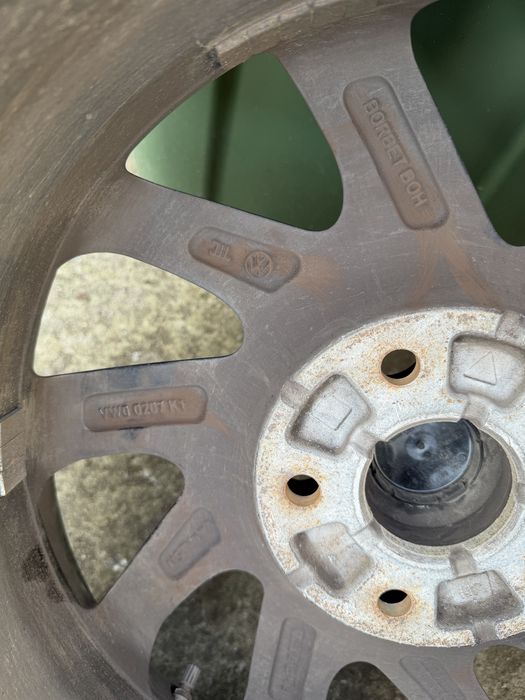 Koła Oryginalne Volkswagen Multivan 235/55R17 V XL ZIMA