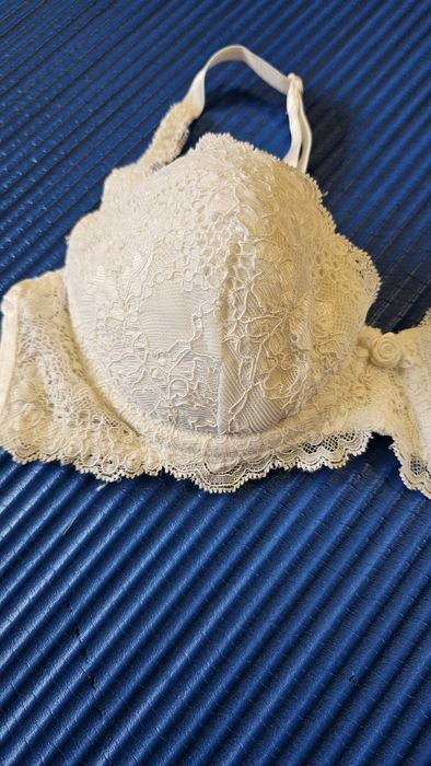 Biustonosza Victoria's Secret Push Up
