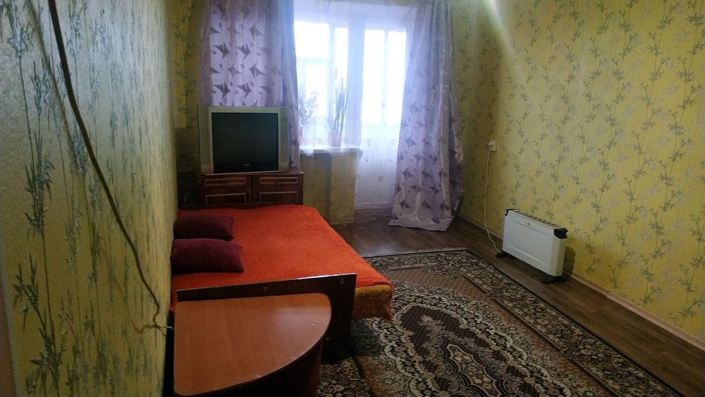 подобово погодинно 2-х кім квартир Газова плита духовка 7місць 1поверх