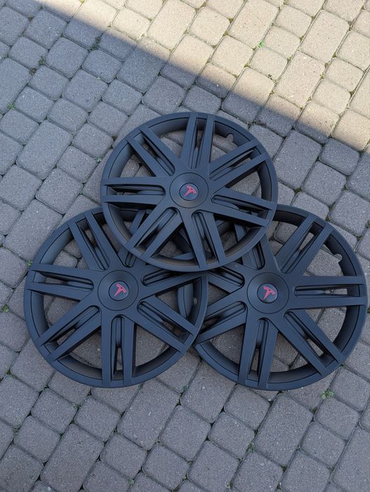 Ковпаки на колеса Tesla Model Y 2024