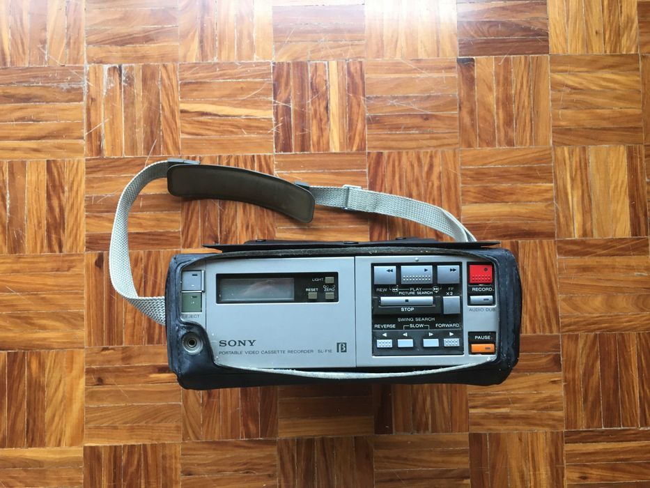 SONY — Máquina de Filmar + Full Extras — BETAMAX