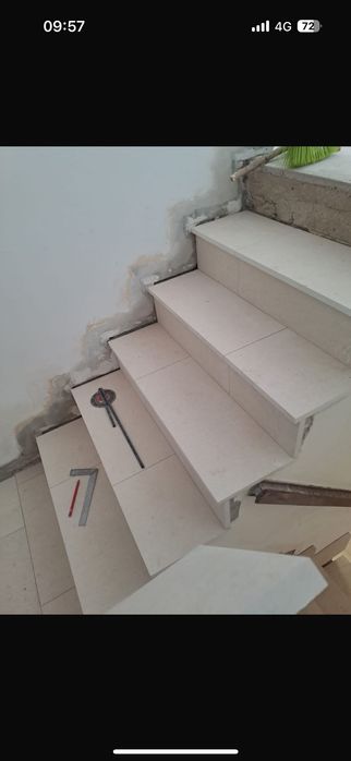 Serviços de Construção e Acabamentos interiores