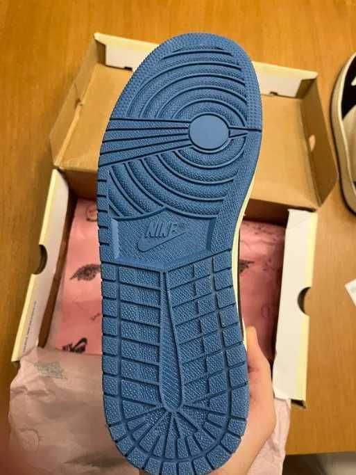 Jordan 1 Retro Low OG SP Fragment x Travis Scott R.42