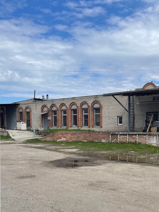 Здаємо в оренду приміщення під склад або виробництво