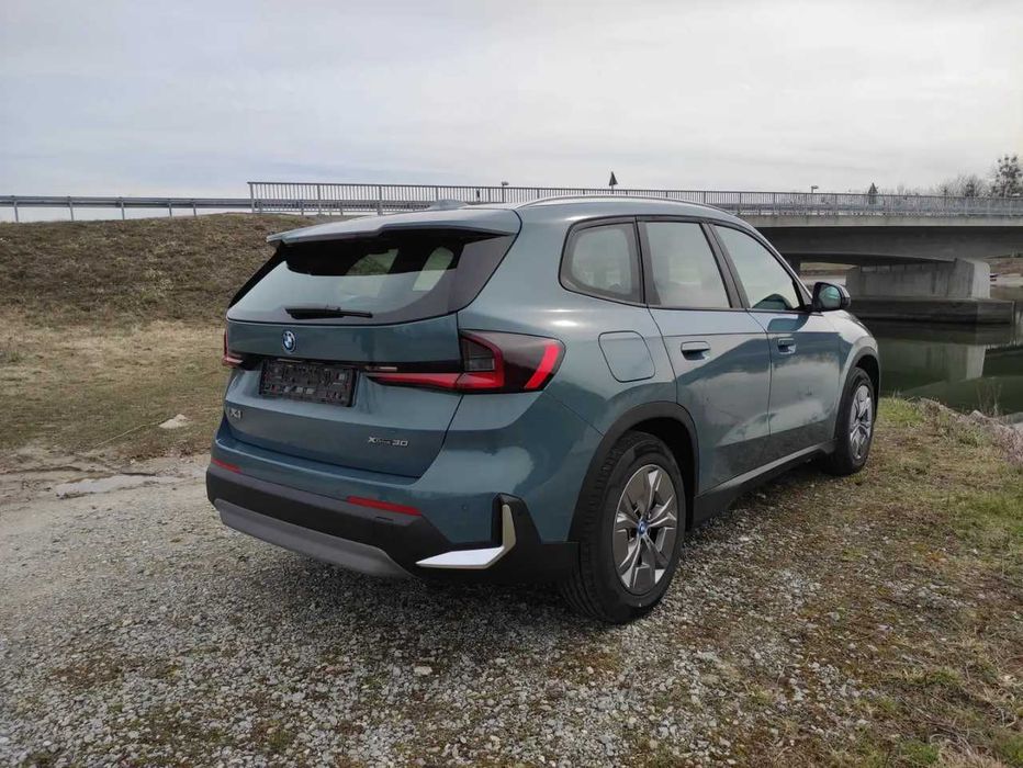 Разборка BMW X1 бампер б/у автозапчастини