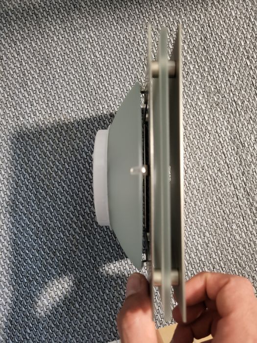 Iluminária com seta435346000849807361