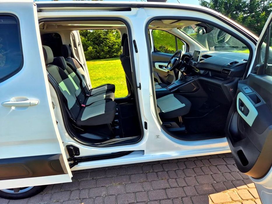 Citroën Berlingo Citroen Berlingo 2019 5 osobowy  HDI Bardzo Oszczędny Panorama Nav Led