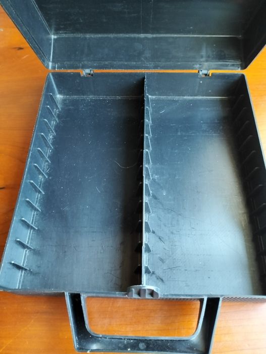 Porta K7's (24 unidades)