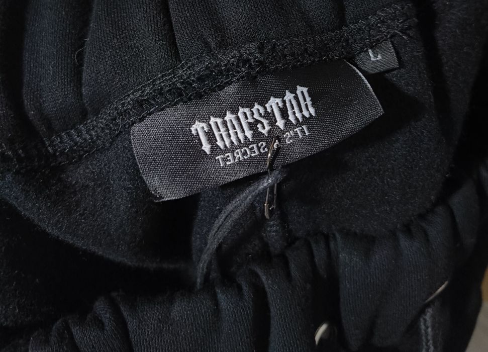 Calças trapstar Novas