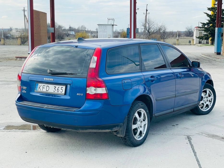 Срочно продам Volvo V50 2.0TDI