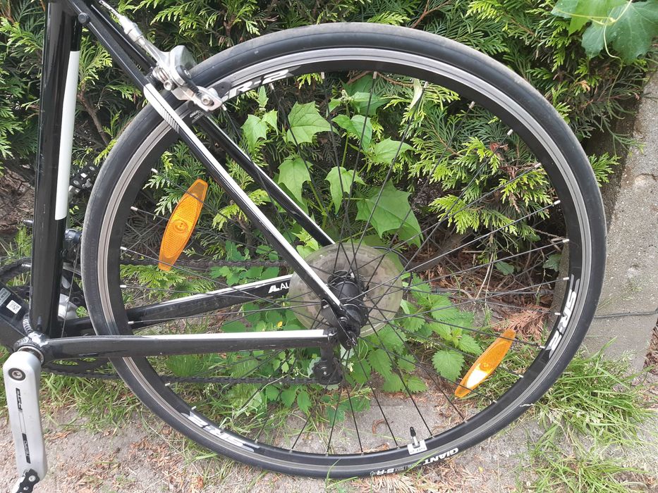 Giant defy aluxx