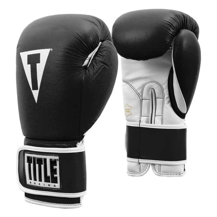 Боксерские перчатки TITLE Boxing Pro Style Leather Training Gloves 3.0