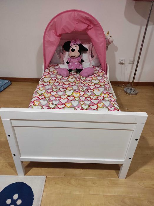 Cama Extensível SUNDVIK IKEA + Estrado + Colchão – Como Novo! 150€