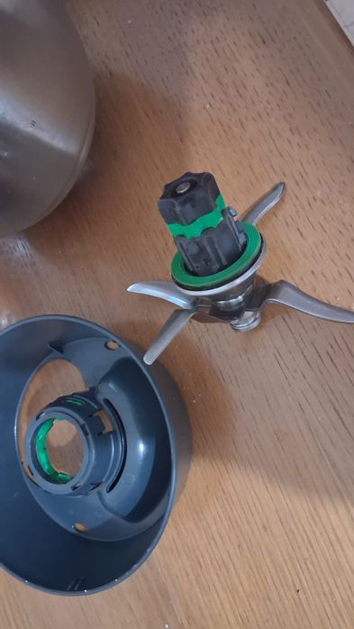 Bimby TM6 + Mandolina
Descrição:
Vendo Robot
