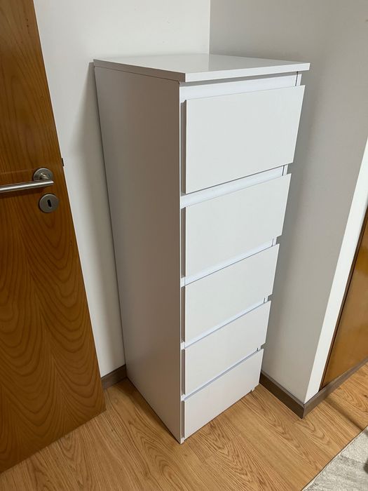 Cómoda 5 gavetas