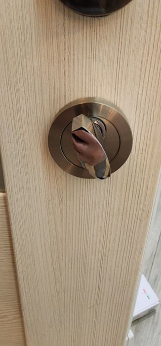 Комплекты замков с секретом, петлями, ручками