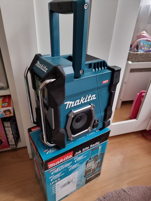 Radio Makita mr001g