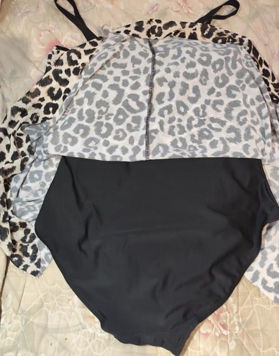 Шикарний прекрасний стильний купальник - сукня, танкіні у басейн чи пл