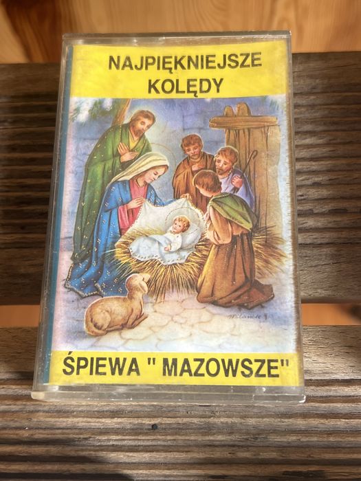 Sprzedam zestaw kaset magnetofonowych.
