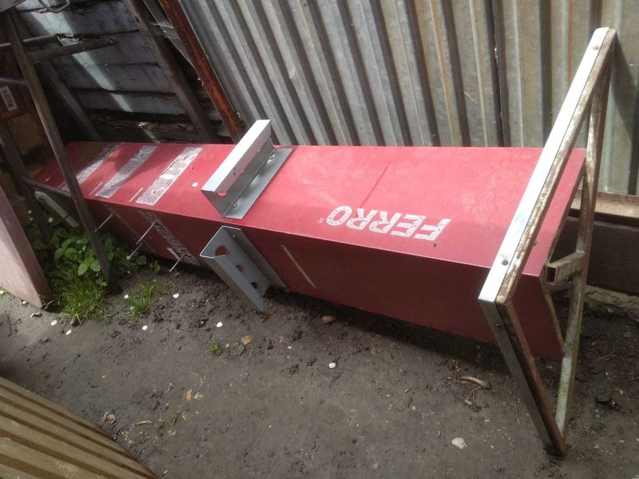 Stojak stand stal 202cm lakiernia mechanik warsztat sklep garażWieszak