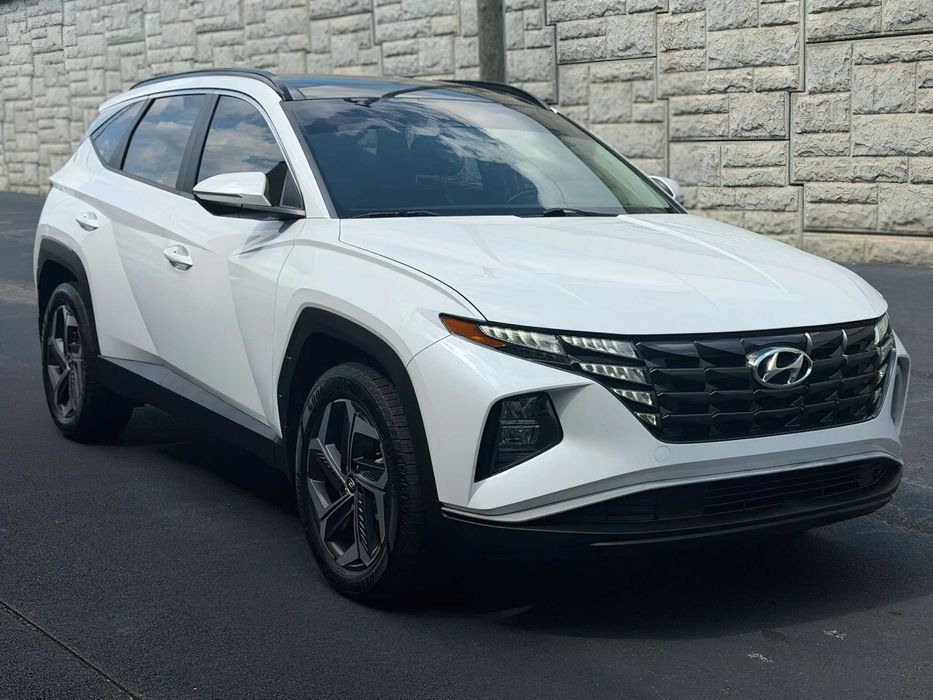 Hyundai Tucson Luxury hyb      2022