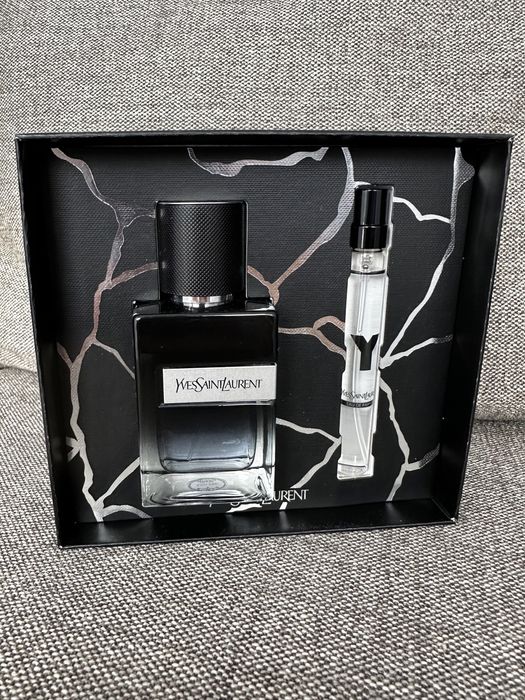 Yves Saint Laurent Y набір Y Eau de Parfum