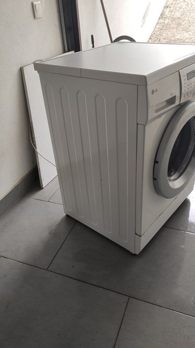Máquina Lavar roupa LG 8 kg-avaria mecânica para peças