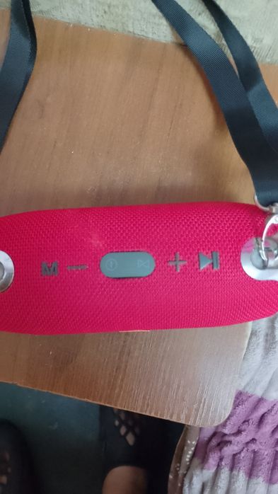 Колонка JBL новая