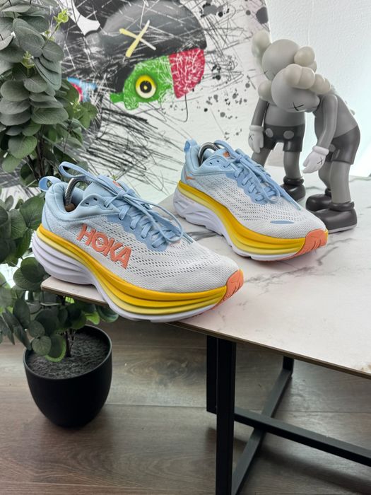 Кросівки Hoka Bondi 8 42 розмір Е16997