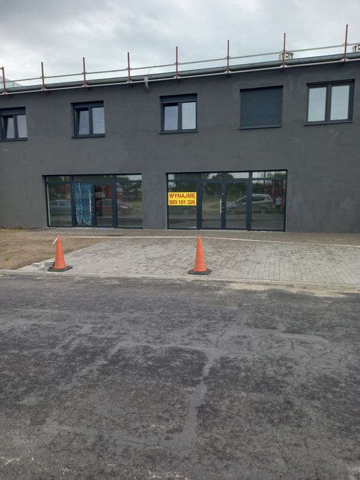 Nowy  lokal handlowo-usługowy