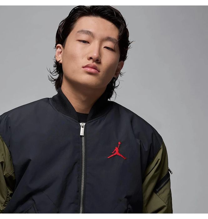 Оригінал! Бомбер Jordan (L) Новий з бірками!