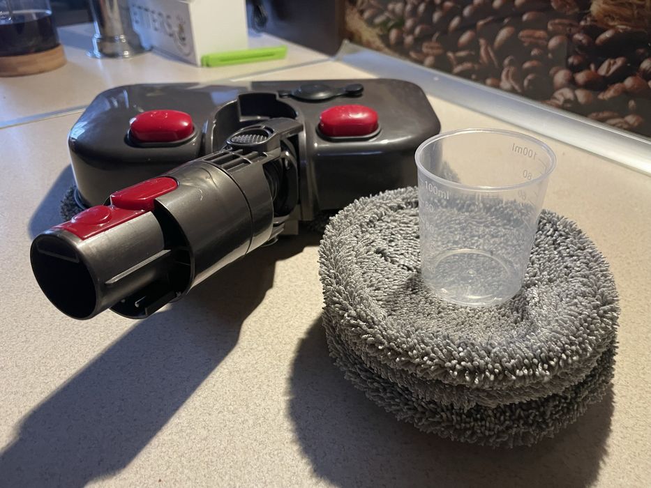 Koncowka mopujaca Dyson