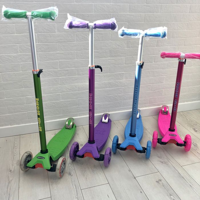 Трехколесный самокат макси Maraton Action maxi однотонный фиолетовый