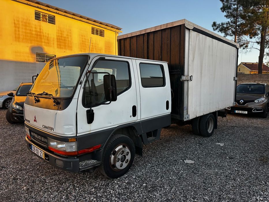 Mitsubishi canter 6 lugares 1 dono