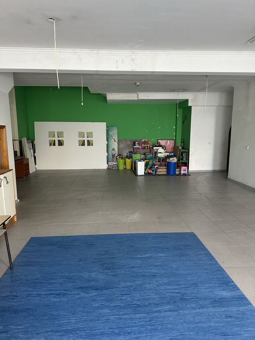 Equipamentos e brinquedoa de creche ATL