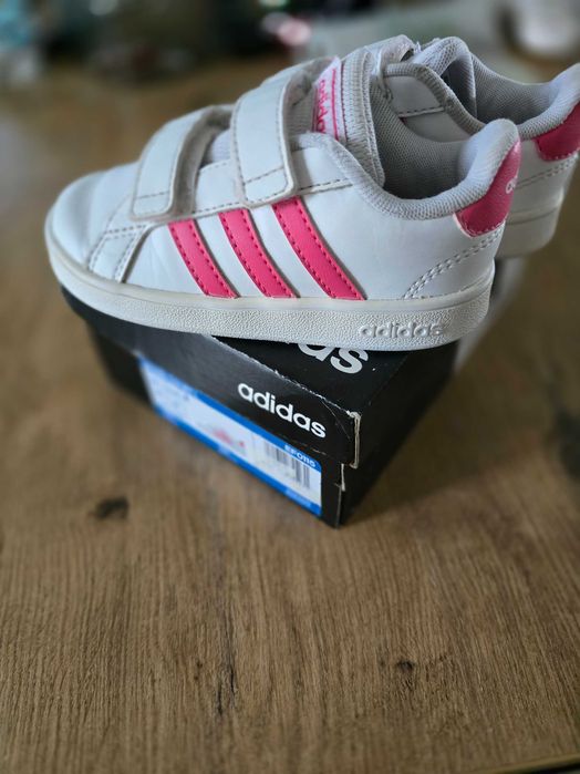 Buty adidas dla dziewczynki