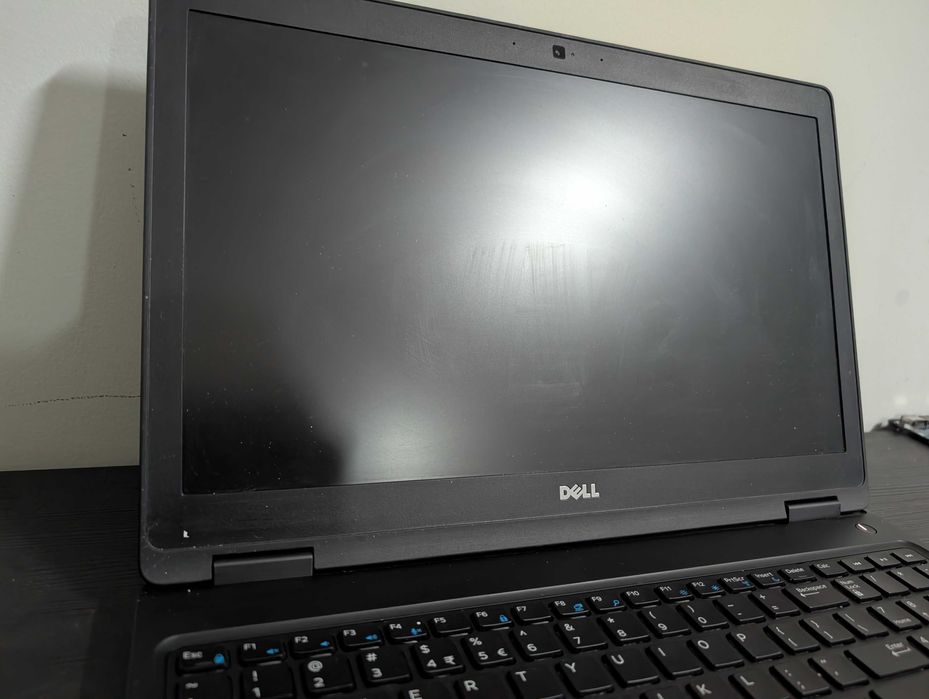 Portátil Dell Latitude 5580 I5 16GB RAM SSD #1
