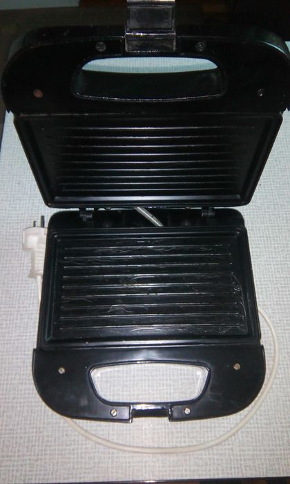 grill elektryczny toster