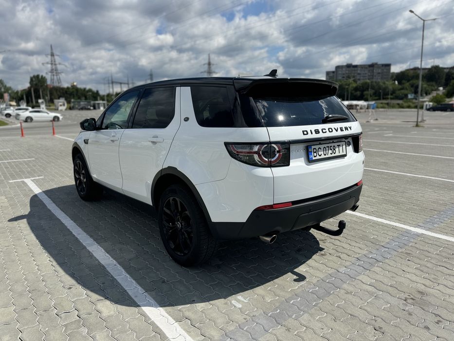 Land Rover Discovery Sport  R-DYNAMIC SE 2.0 дизель Европа