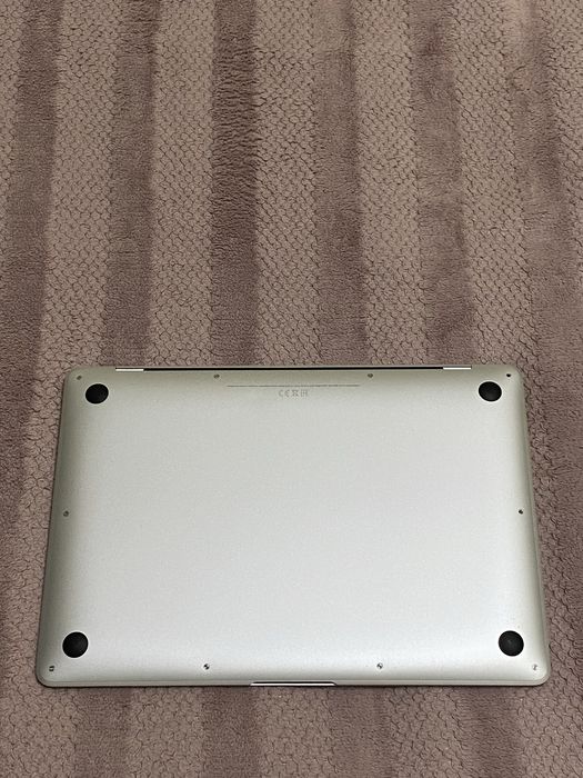 Ноутбук Apple MacBook Air 13 2020 A2337