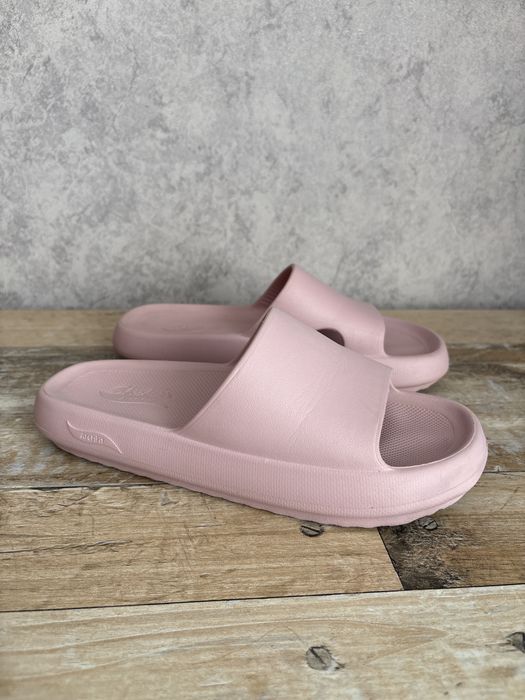 Шльопанці Sketchers
