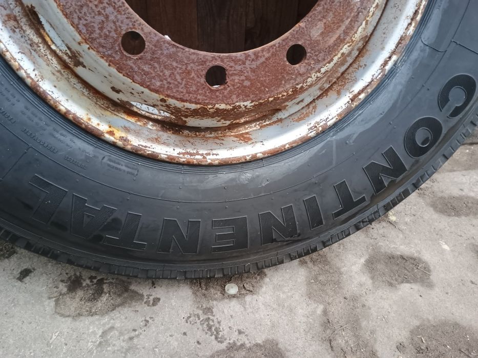 Opona 11 R 22.5 Continental HSR prowadząca