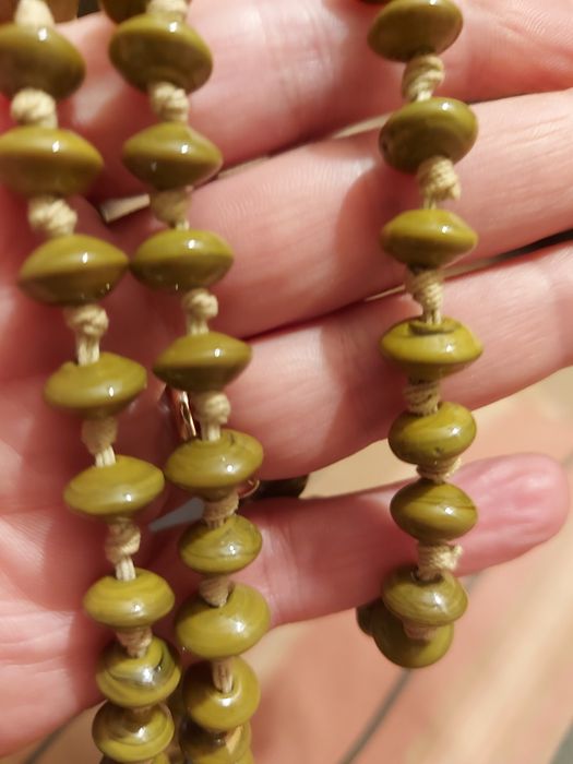 Colar Verde Azeitona, da Natura, 108cm.