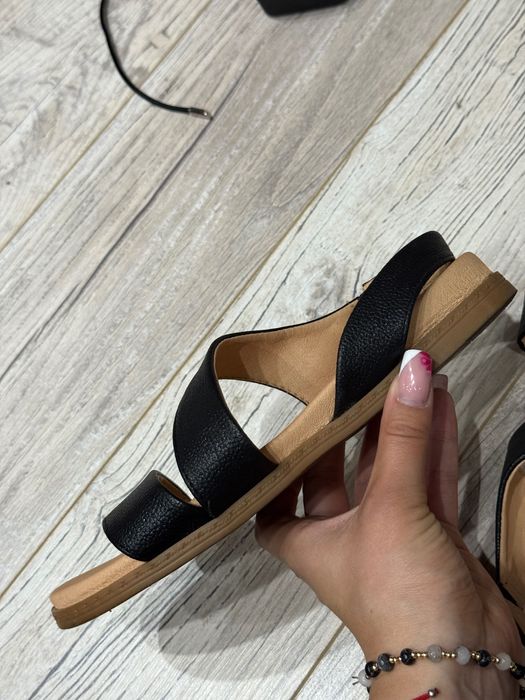 Sandały buty Rzymianki skóra czarne skórzane mega wygodne 37 klasyczne