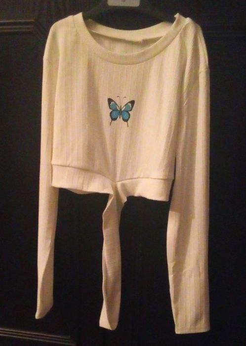 Top z długim rękawem