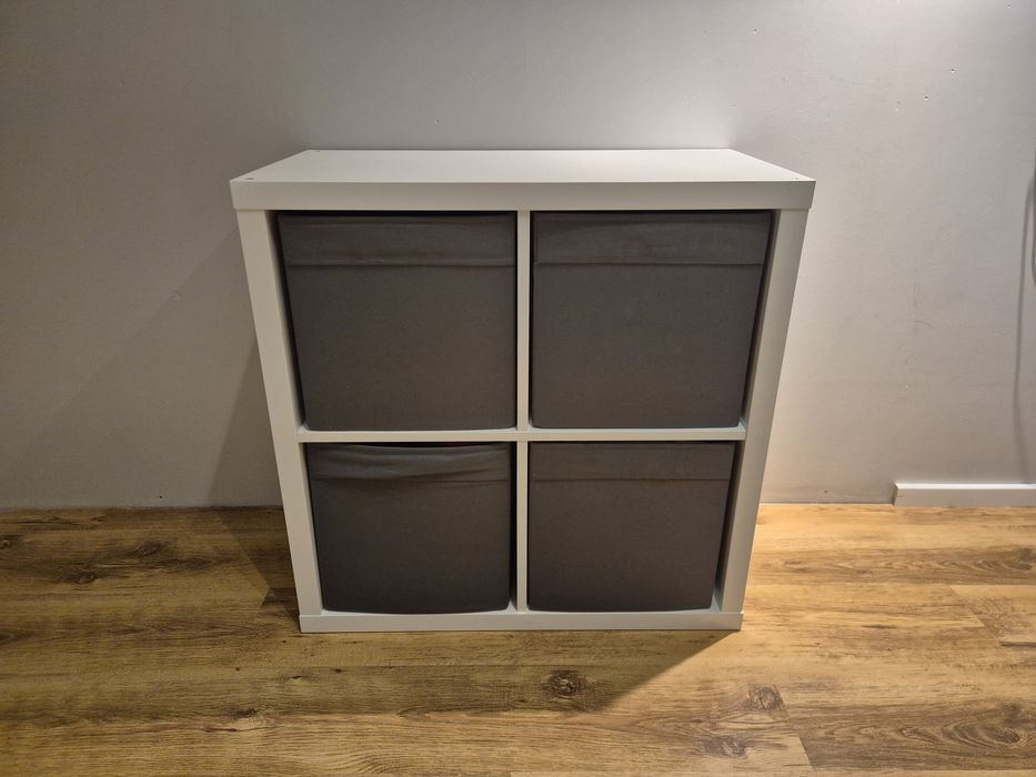 Regał Ikea KALLAX 2x2