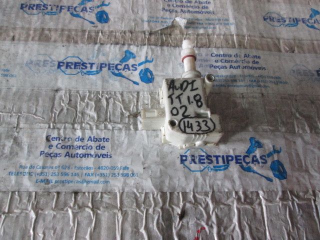 Pistola do depósito de combustível AUDI TT Roadster (8N9)