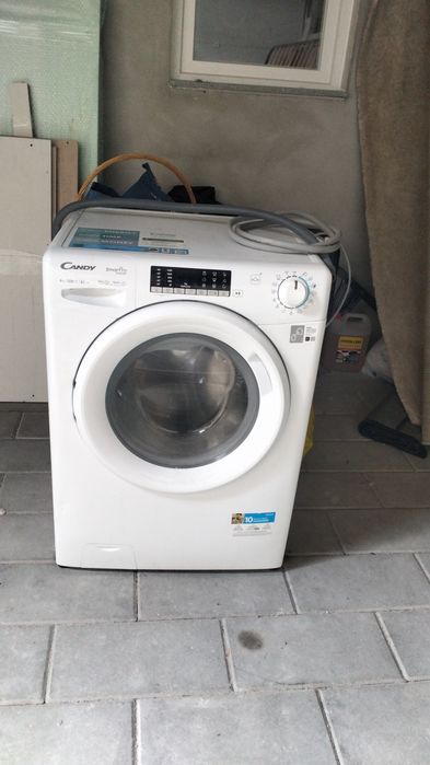 Maquina de lavar roupas